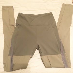Nikki B season 2 olive leggings XS